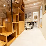 Superior 1 Bedroom Apartment Gabriela Next To Buza Beach